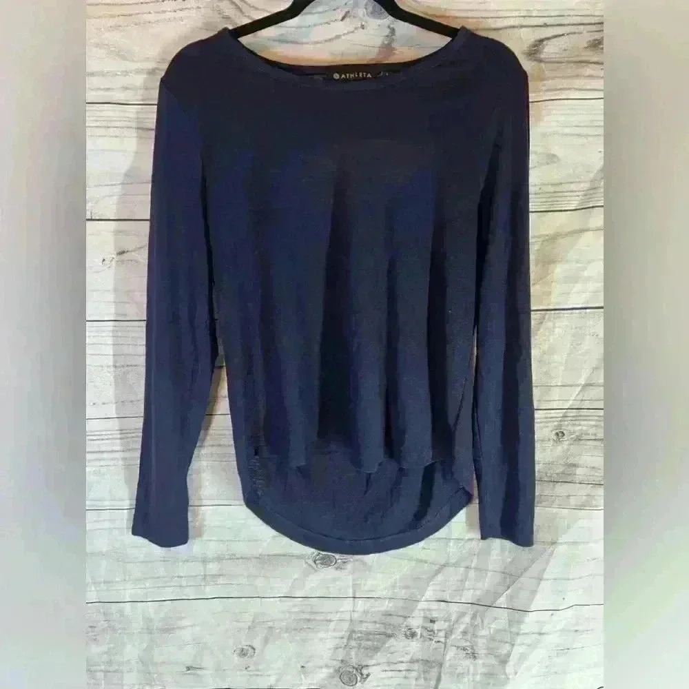 Athleta cutout long sleeve tee